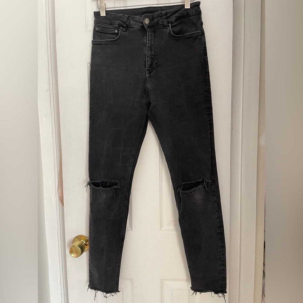 ZARA BLACK SKINNY DISTRESSED RIPPED KNEE HUGH WAIST HIGH RISE JEANS